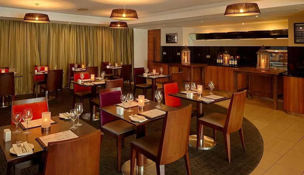Hotell The Address Citywest